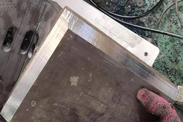 X‑15 Steel Plate Edge Beveling Machine Actual Case